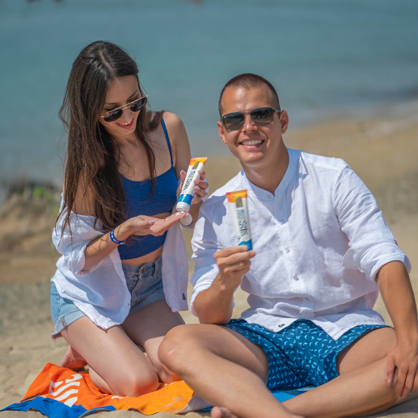 Compre 2 Cremas Solares y Llévese Gratis un Champú y un Acondicionador