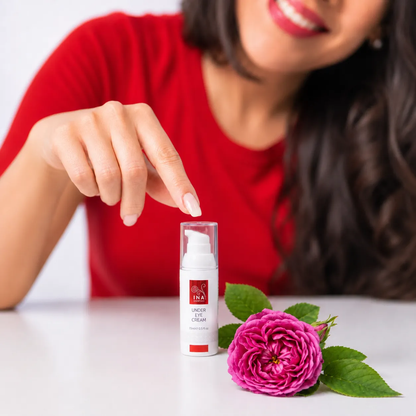 Crema Contorno de Ojos Premium Antiedad con Rosa - Rose Eye Lift