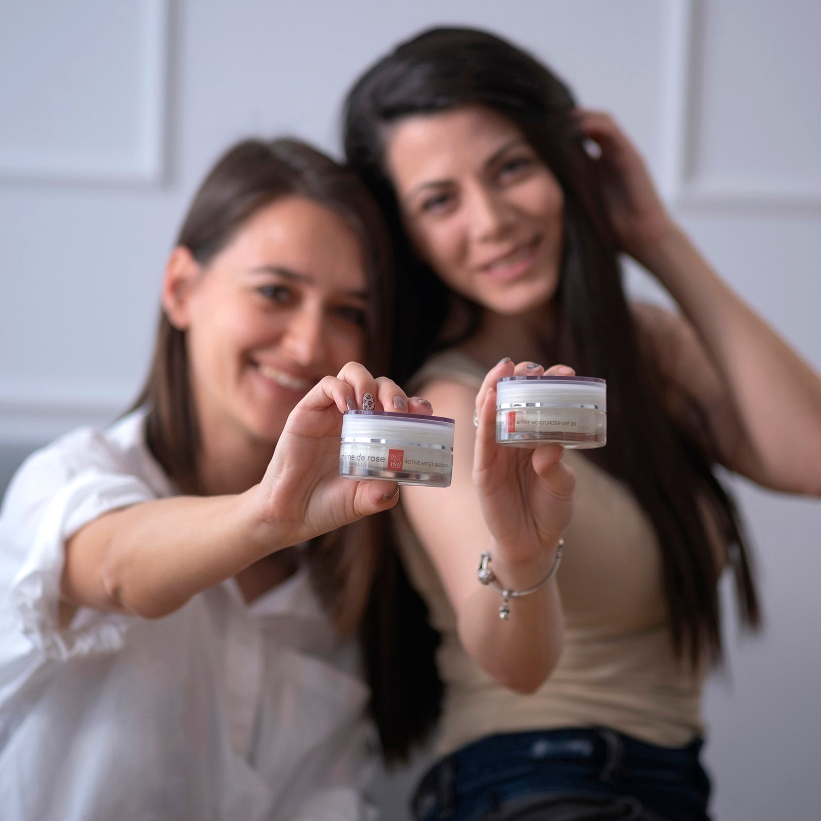Crème de rose - Crema facial Hidratante con SPF30 - enriquecida con Aceite Esencial de Rosa Orgánica