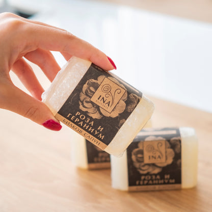 Compre 1 Creme de Rose y llévese 3 productos gratis