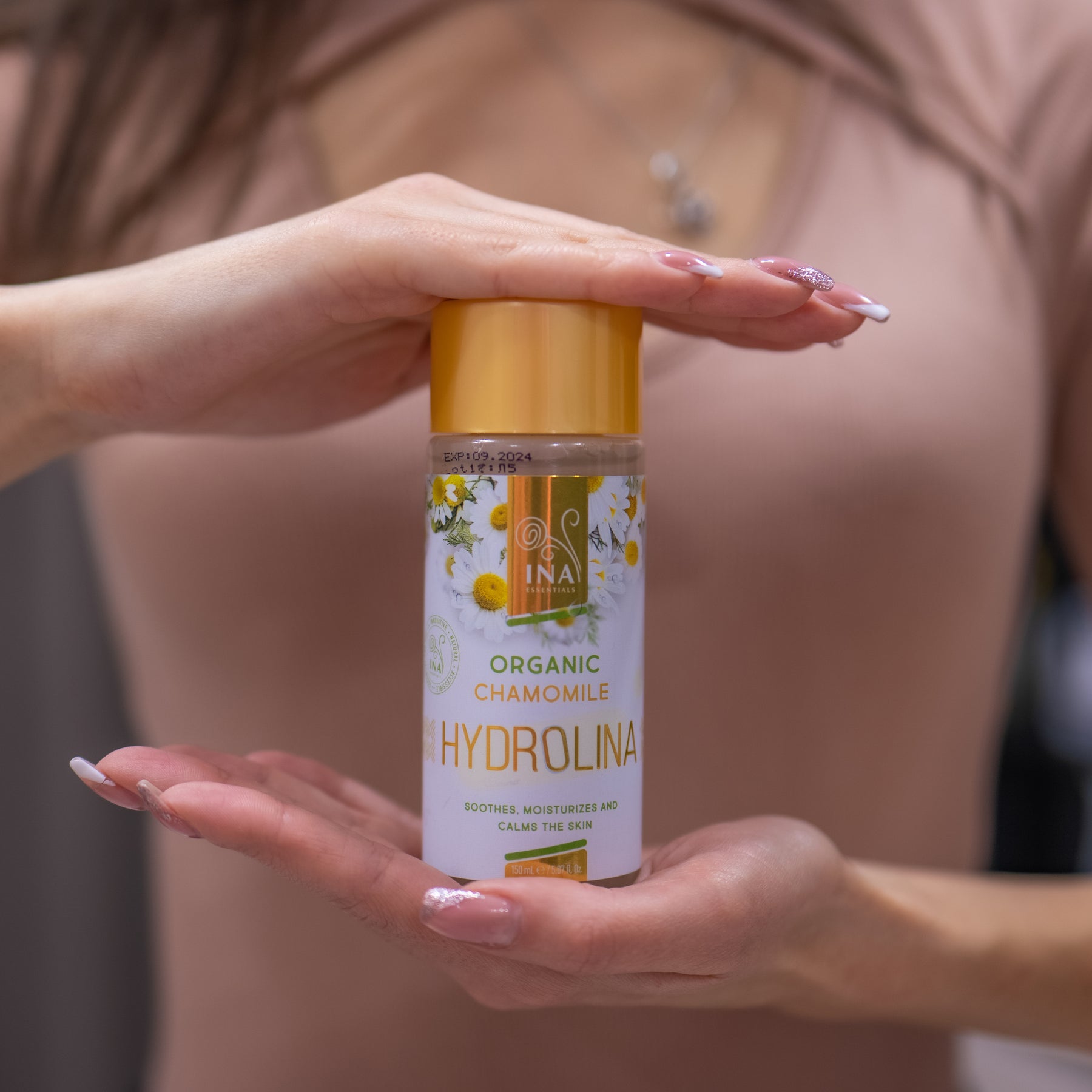 Agua de Manzanilla Orgánica - Hydrolina para el Eczema y la Piel Irritada